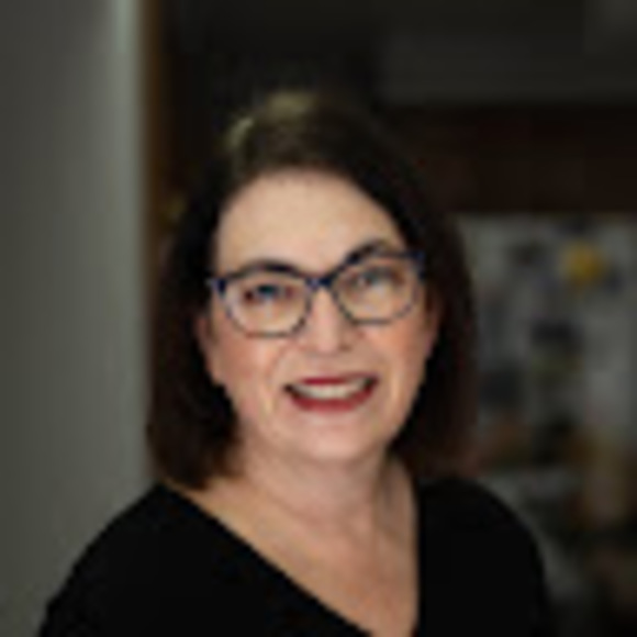 Meet your Posher, Michelle - Picture 1 of 1